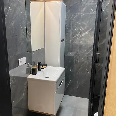 Spokojna Przystan 罗威